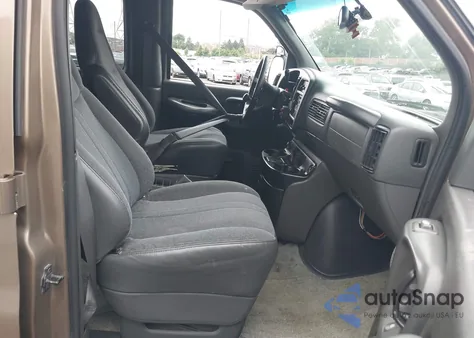 2002 GMC Savana Standard from USA, damaged, VIN 1GKFG15R621202815